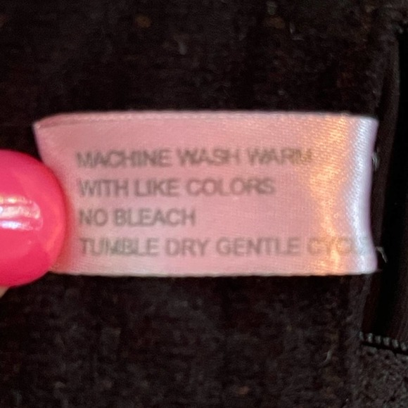 42D Strapless Black Bra - Great Condition - Picture 4 of 4